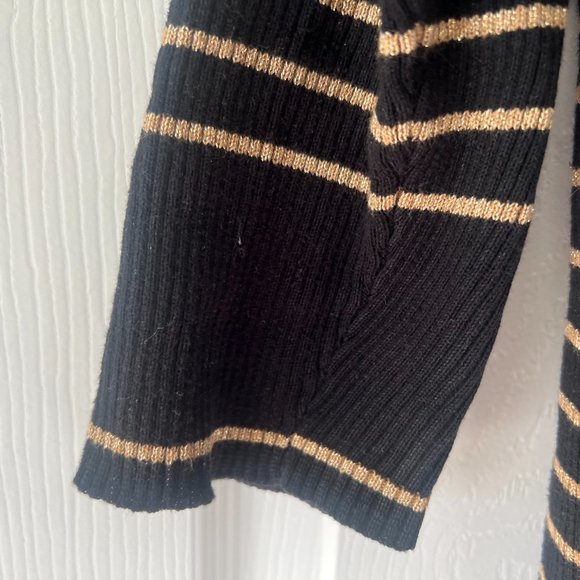 Lauren by Ralph Lauren Women's Black with Gold Stripes Sweater! - Picture 7 of 12